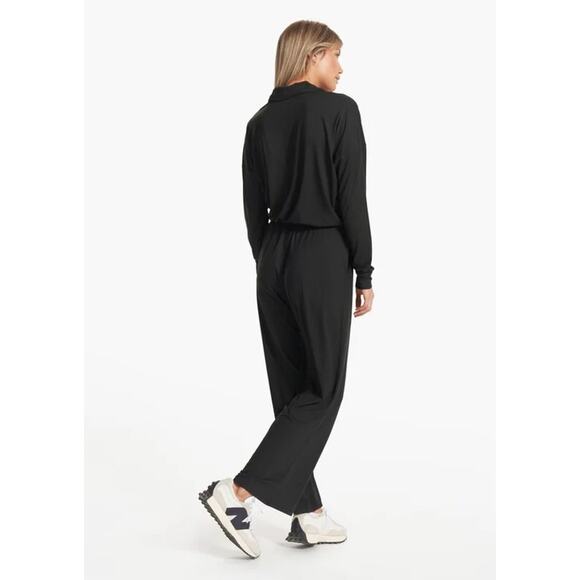 Vuori Lux Intentions Jumpsuit Black Long Sleeve Jumpsuit | Vuori Size Medium - Picture 2 of 7